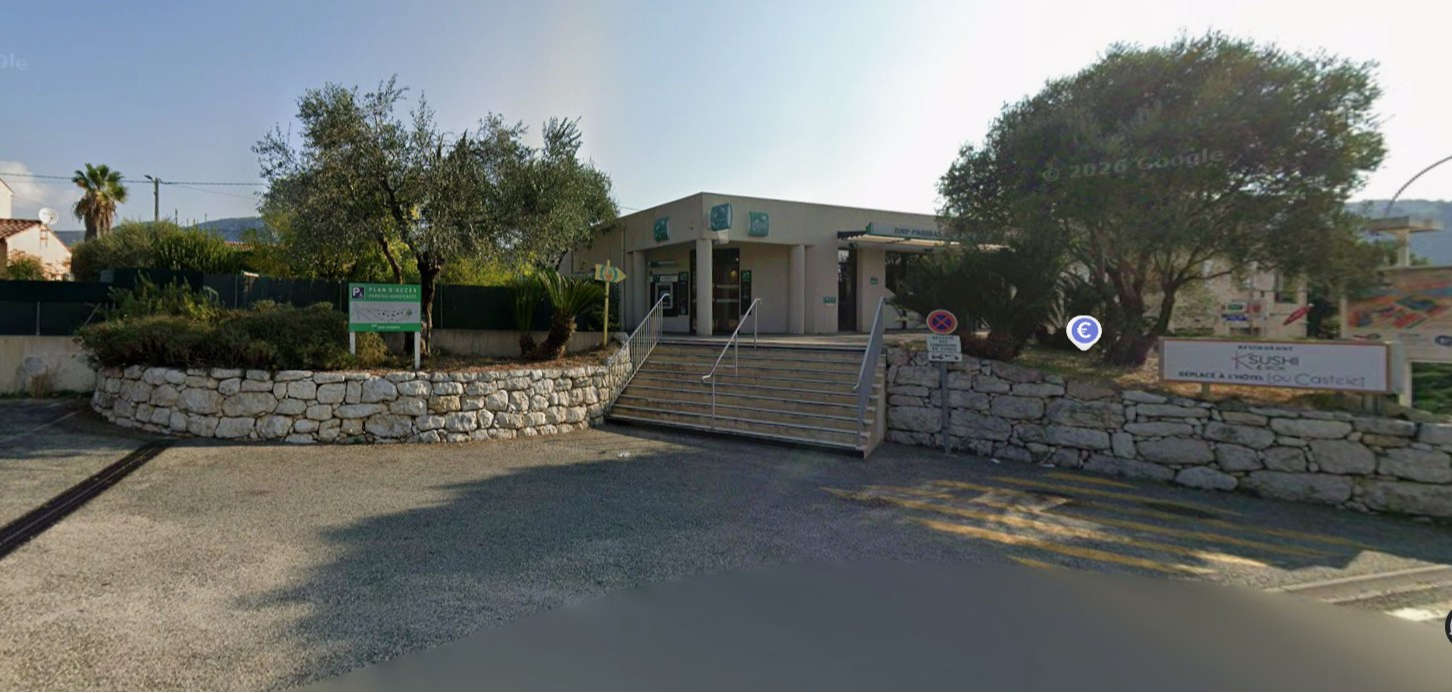 Local commercial à louer - 188.0 m2 - 06 - Alpes-Maritimes