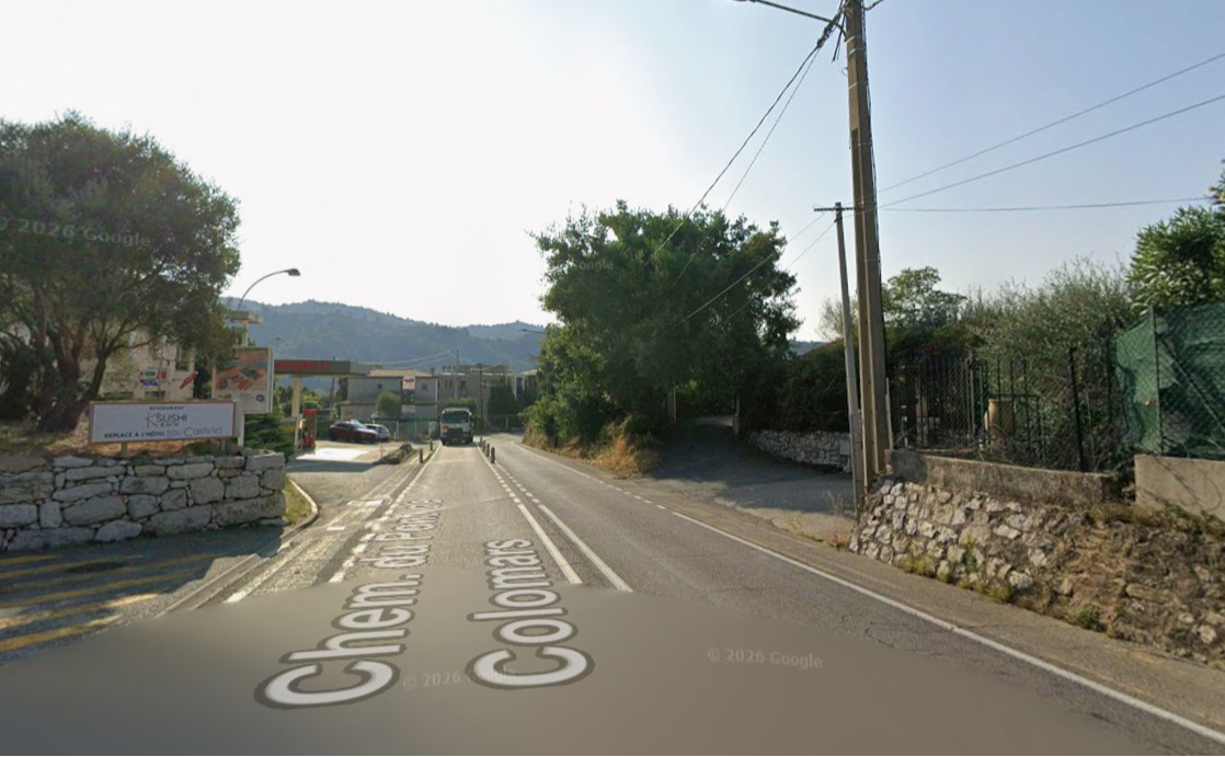 Local commercial à louer - 188.0 m2 - 06 - Alpes-Maritimes